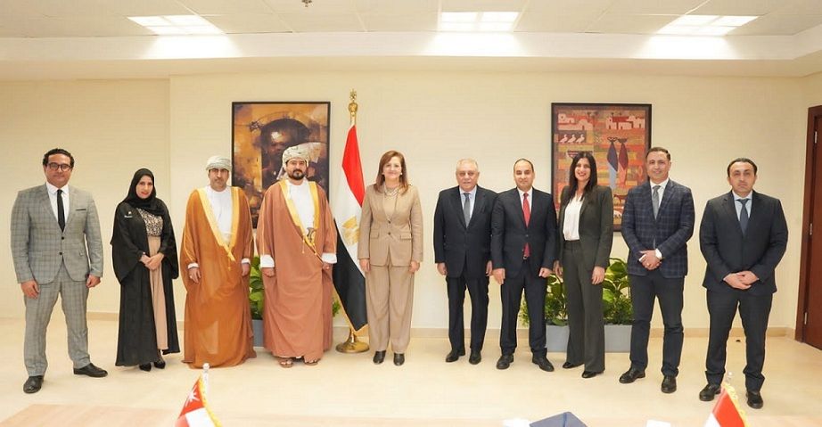 السعيد تلتقي وزير التجارة والصناعة وترويج الاستثمار العماني…