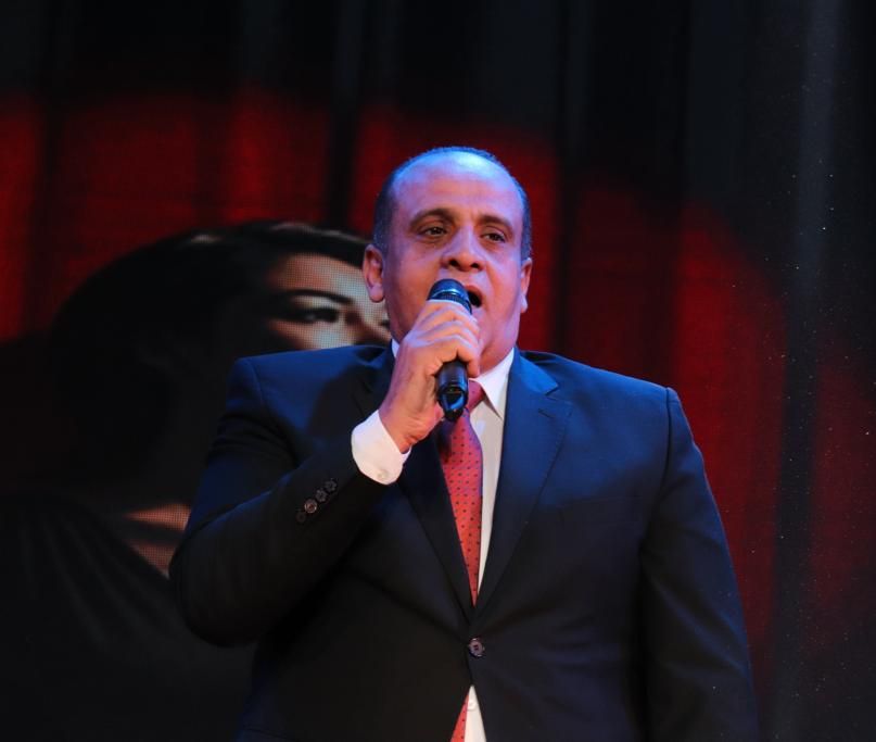 مازن الغرباوي: سنملأ ساحات شرم الشيخ بالفن ونثبت أن المصريين مستمرين في كتابة التاريخ