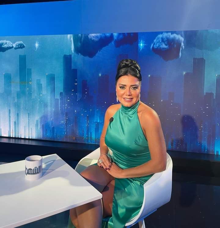رانيا يوسف: "لو بنتي قررت تعيش المساكنة مع شاب مش هتدخل في قرارها أو أمنعها"