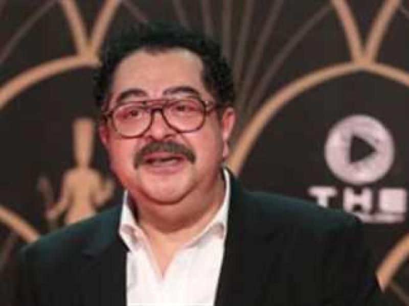 وفاء عامر تنعي طارق عبد العزيز بكلمات مؤثرة