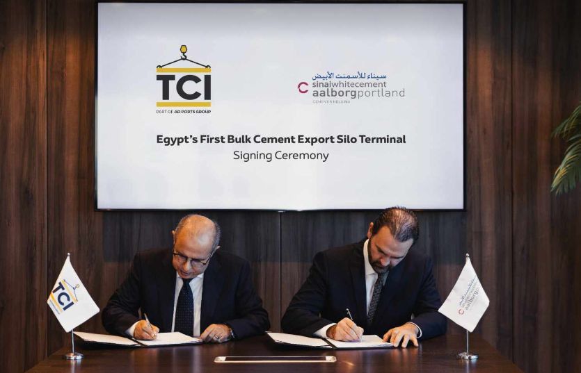 ترانسكارجو إنترناشونال توقع اتفاقية مع سيناء للأسمنت لبناء…