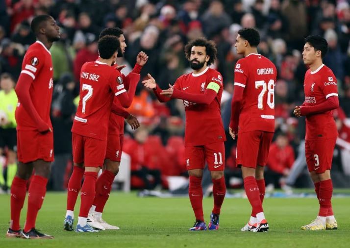 محمد صلاح يصنع تقدم ليفربول ضد لاسك لينز بهدفين فى شوط مثير.. فيديو