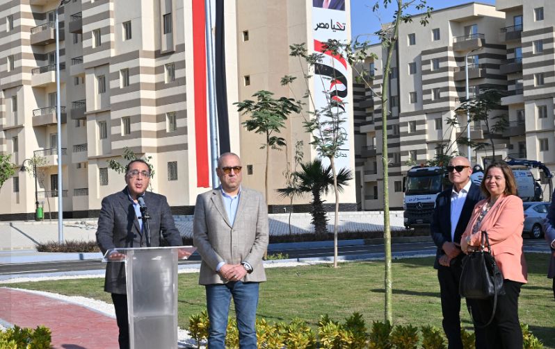 رئيس الوزراء: تذليل كافة العقبات أمام المستثمرين ولا سبيل…