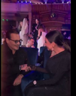 تفاصيل لقاء جوني ديب وياسمين صبري بعد أنباء زواجها سرًا