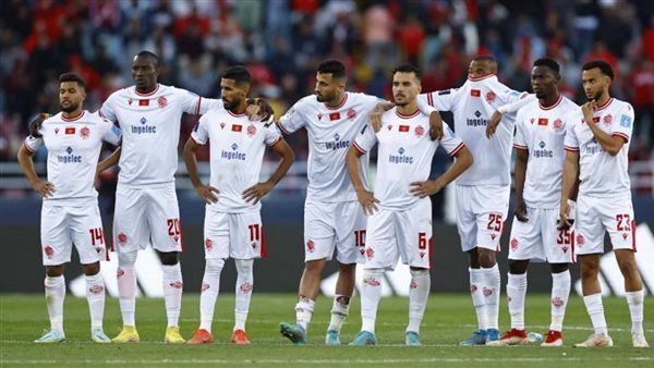 ملخص أخبار الرياضة اليوم.. الزمالك يغري صفقة الأهلي المنتظرة والتحكيم المصري يحسم صدارة مجموعة الوداد وحقيقة عرض الشباب لزيزو