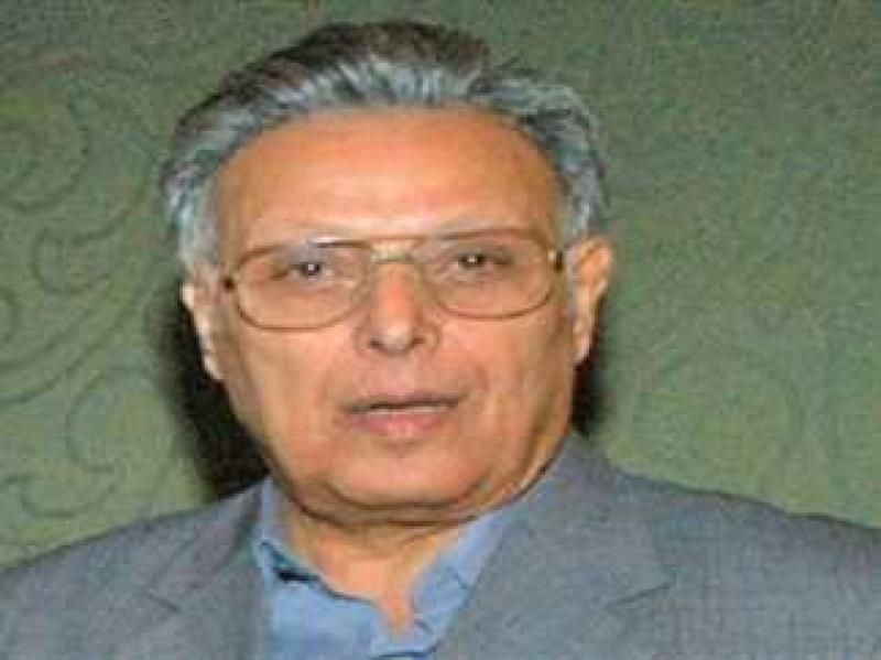 صفاء أبو السعود: الفنان أشرف عبد الغفور قيمة وقامة فنية وإنسانية عظيمة