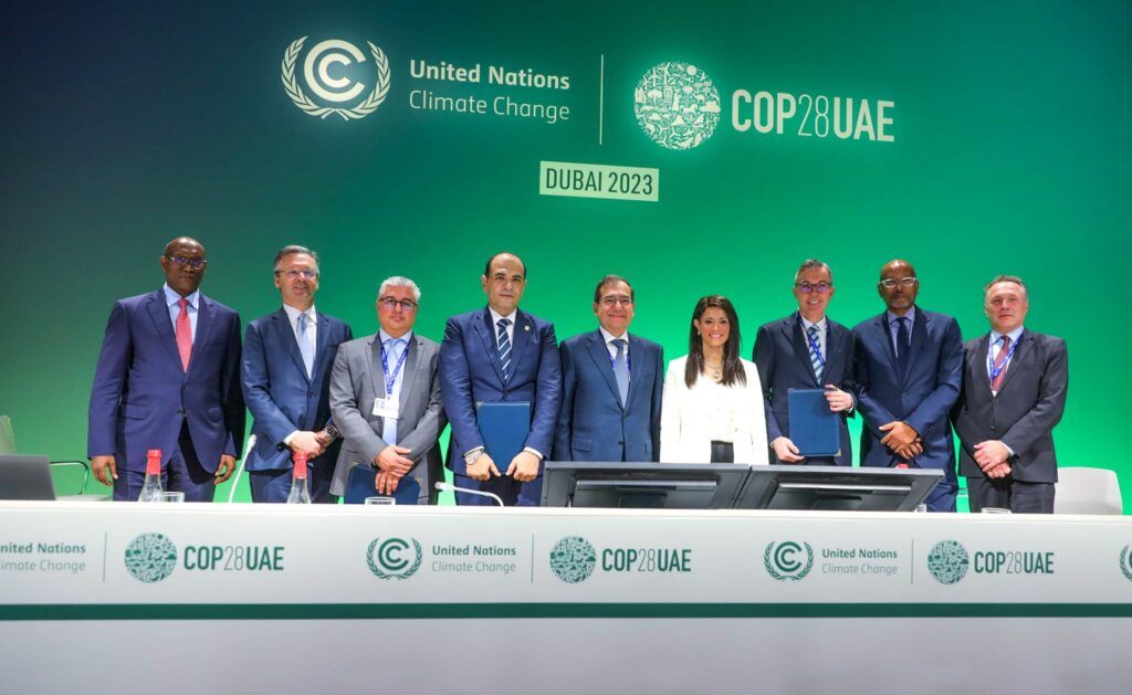 اقتصادية قناة السويس توقع مذكرة تفاهم لتموين السفن بالوقود…