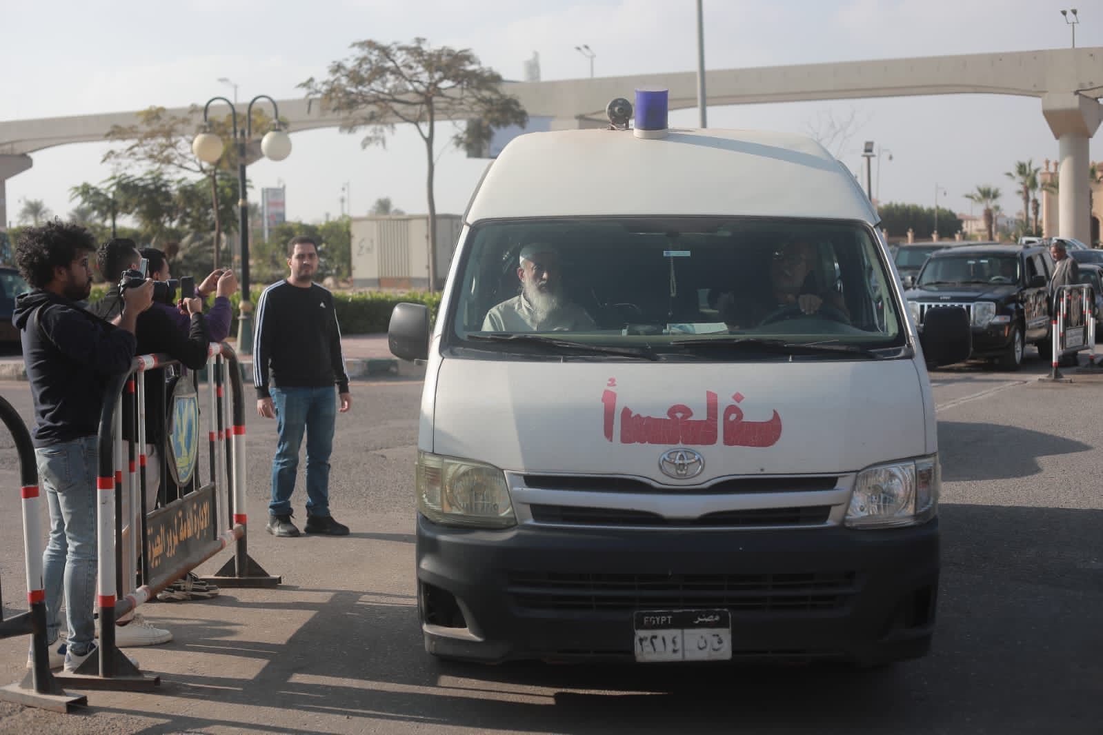 نجوم الفن يودعون ناهد فريد شوقي ( صور)