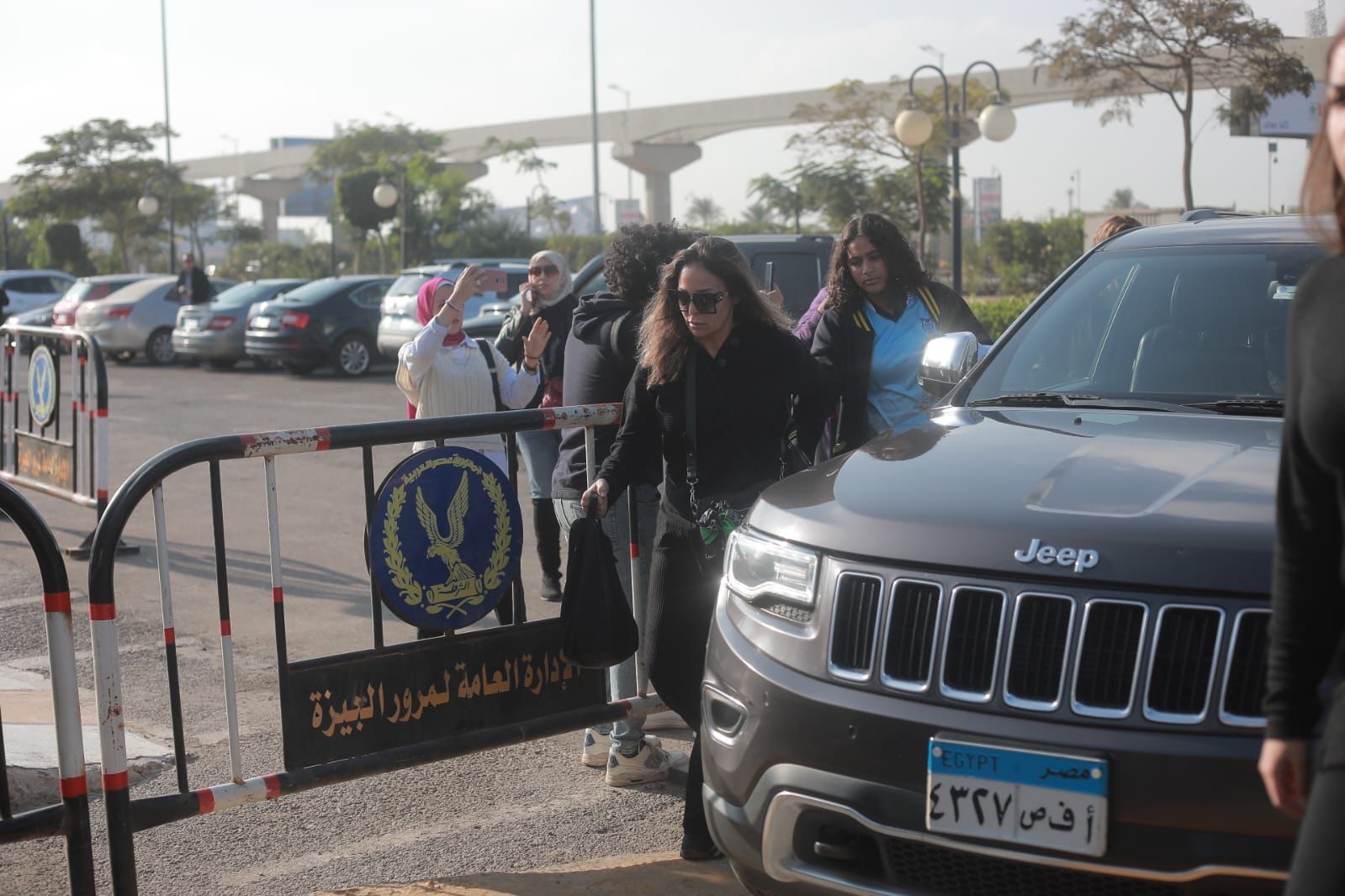 نجوم الفن يودعون ناهد فريد شوقي ( صور)