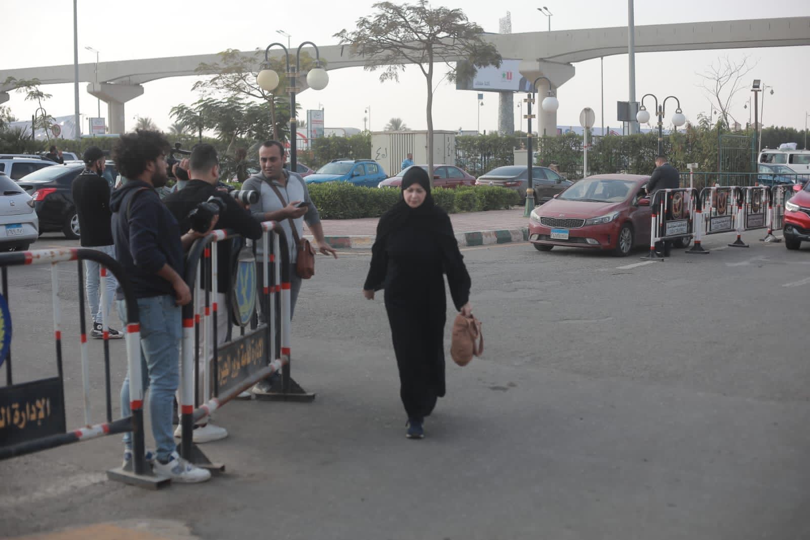 نجوم الفن يودعون ناهد فريد شوقي ( صور)