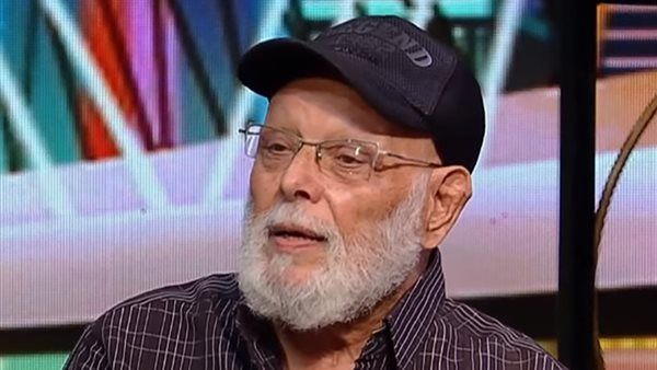 هبة مجدي تشارك في تقديم واجب عزاء أشرف عبد الغفور