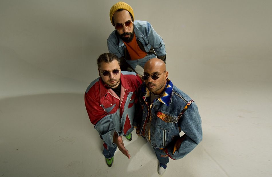 شارموفرز.. يطرح "رسالة" مترجمة باللغة العبرية تضامنا مع الشعب الفلسطيني