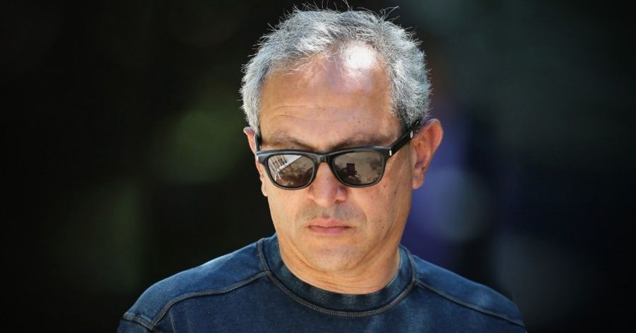 ناصف ساويرس ينقل مكتب عائلته إلى أبوظبي