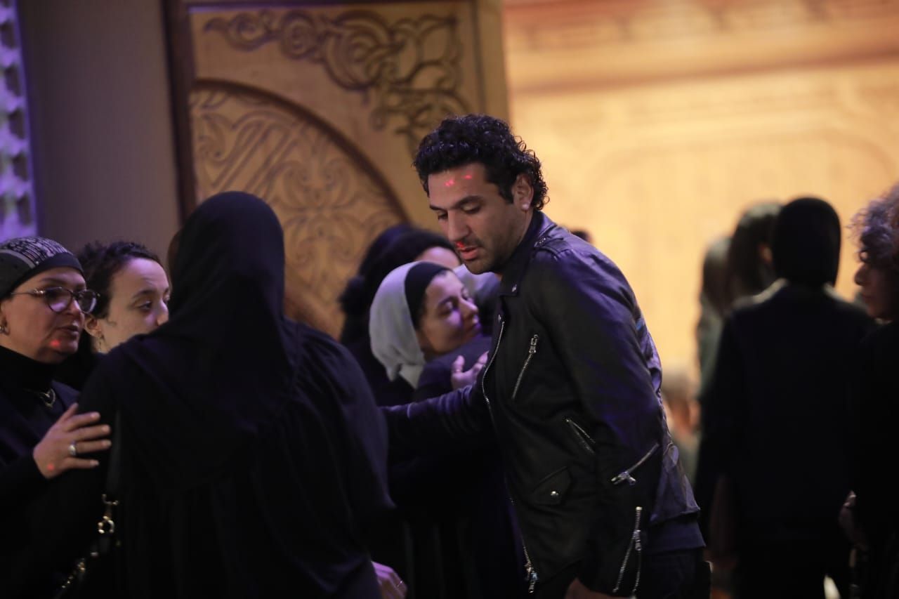 أحدث ظهور لـ حسن الرداد في عزاء الراحل أشرف عبد الغفور