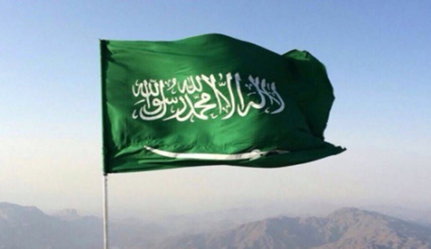 قرار رسمي سعودي بترحيل كل الزائرين وإلغاء تأشيرة الزيارة العائلية بشكل نهائي