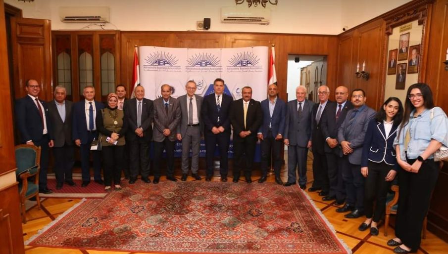 هيئة الاستثمار تبحث مع جمعية رجال أعمال إسكندرية تحديات…