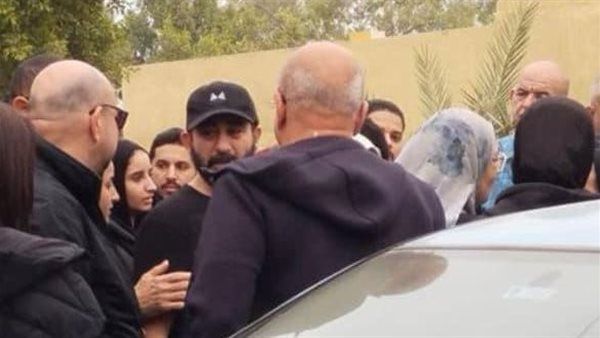 ديسمبر الأليم في الوسط الفني.. آخرهم شقيق أحمد حلمي