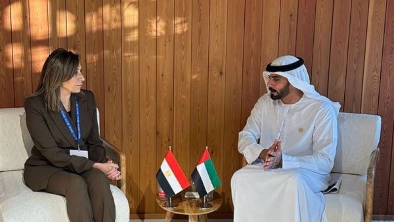 وزيرة الثقافة تبحث مع نظيرها الإماراتي سبل التعاون لانطلاق مجموعة أصدقاء العمل...