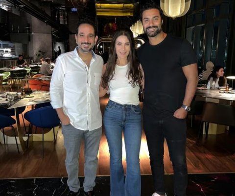 صبا مبارك مع كريم فهمي في 220 يوم