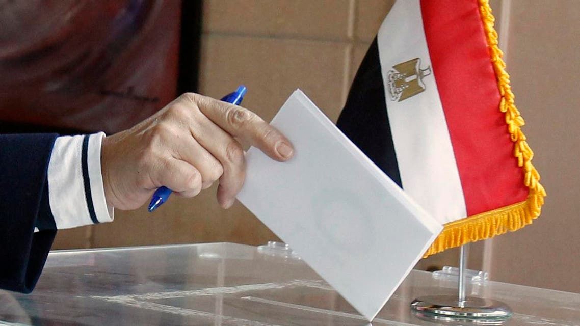 من هو رئيس مصر الجديد .. الشارع المصري يقف على أعصابه في الإنتظار