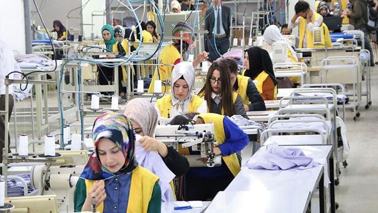 رؤساء شركات: مساع متبادلة لجذب المزيد من الاستثمارات التركية…