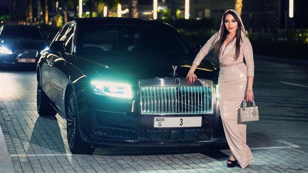 أسما إبراهيم في أحدث جلسة تصوير.. والجمهور يعلق: "قمر"