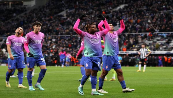 ملخص أخبار الرياضة اليوم.. ميلان يتأهل بسيناريو جنوني وعرض جديد لنجم الزمالك وإصابة قوية لثنائي بايرن ميونخ