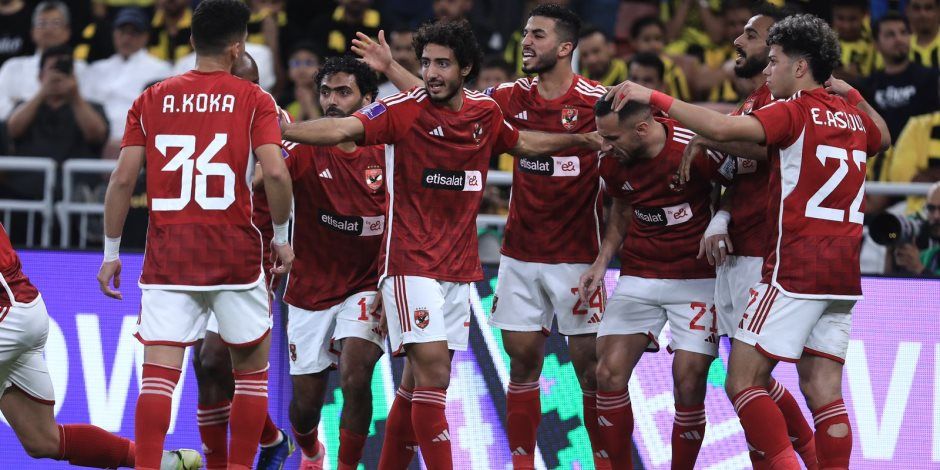 الأهلي يكتسح اتحاد جدة بثلاثية فى مونديال الأندية