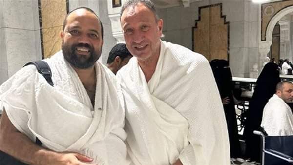 شاهد.. محمود الخطيب في الحرم المكي قبل ساعات من مواجهة اتحاد جدة (صورة)
