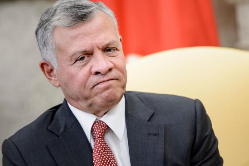 العاهل الأردني ناعياً الشيخ نواف الأحمد: كان زعيما عروبيا كرّس حياته في...