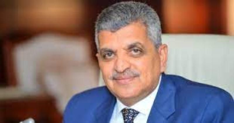 الفريق أسامة ربيع: نتوقع انتهاء التوترات في باب المندب قريبًا
