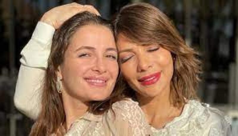 شام الذهبي تتصدر التريند بعد ظهورها بملامح الحمل