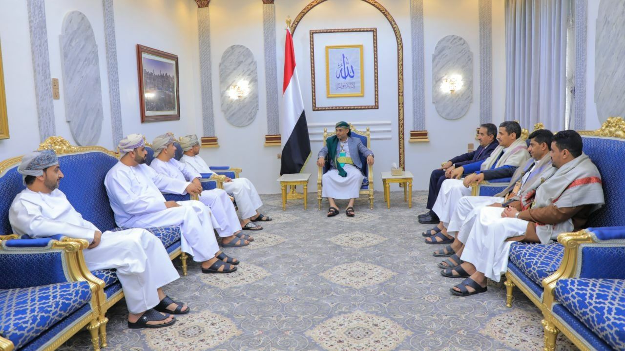 براعاية عمانية.. تفاصيل مفاوضات أمريكية يمنية