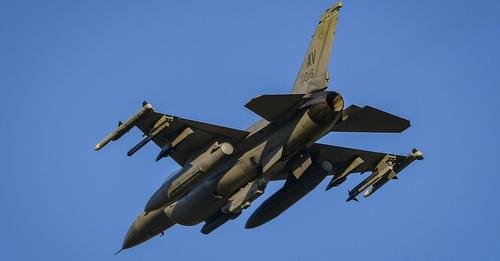 محتجون يغلقون مصنعا بالنرويج لتزويده إسرائيل بالأسلحة