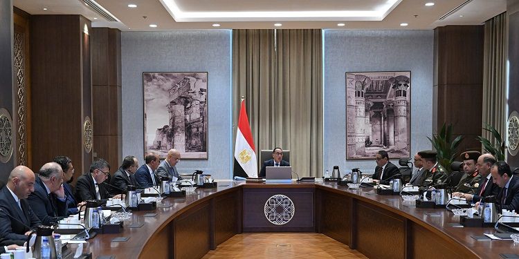 رئيس الوزراء يكلف المقاولون العرب بسرعة الانتهاء من أعمال…