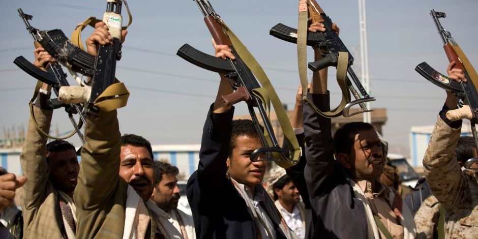 الحوثيون: سنضرب البوارج الأمريكية إذا استهدفت واشنطن اليمن