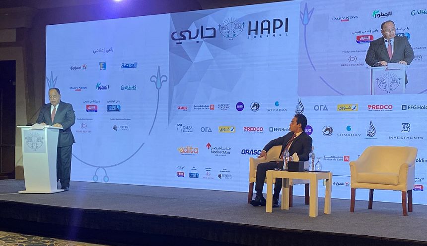 في مؤتمر دوت الخليج الخامس.. وزير المالية: نعمل تحت ضغط قوي بسبب…