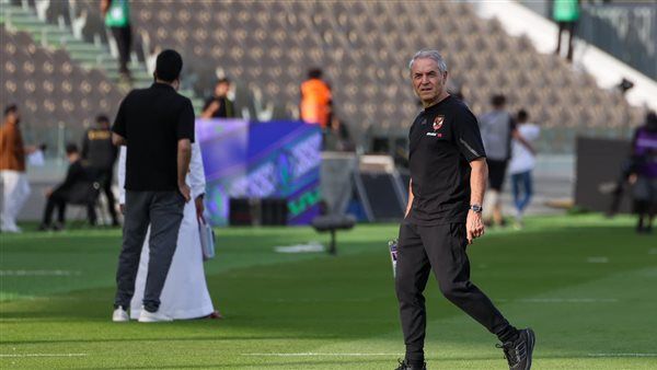 كولر ينفعل على حكمة مباراة الأهلي وأوراوا لهذ السبب