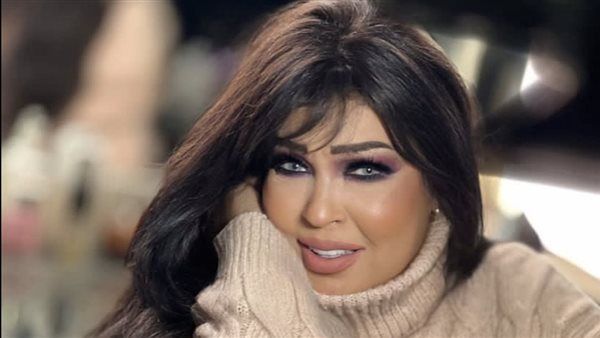 "ربنا يحفظهم".. فيفي عبده برفقة بناتها في أحدث ظهور (صورة)