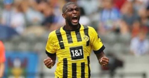 صفقات الأهلي الجديدة.. مهاجم فلسطيني على حساب موديست في القلعة الحمراء