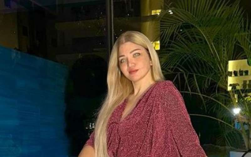 ياسمين الخطيب تخطف الأنظار بإطلالة جذابة