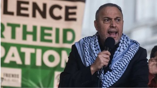 السفير زملط يوجه رسالة للحكومة البريطانية بخصوص بلير