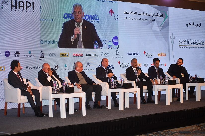 خلال الجلسة الأولى من مؤتمر دوت الخليج: قراءة مفصلة عن الطاقات…