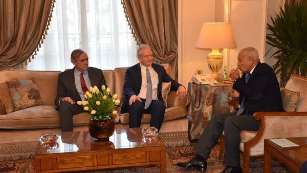 أبو الغيط يطالب وفد الكونجرس الأمريكي بممارسة الضغط على إسرائيل لوقف الحرب على غزة