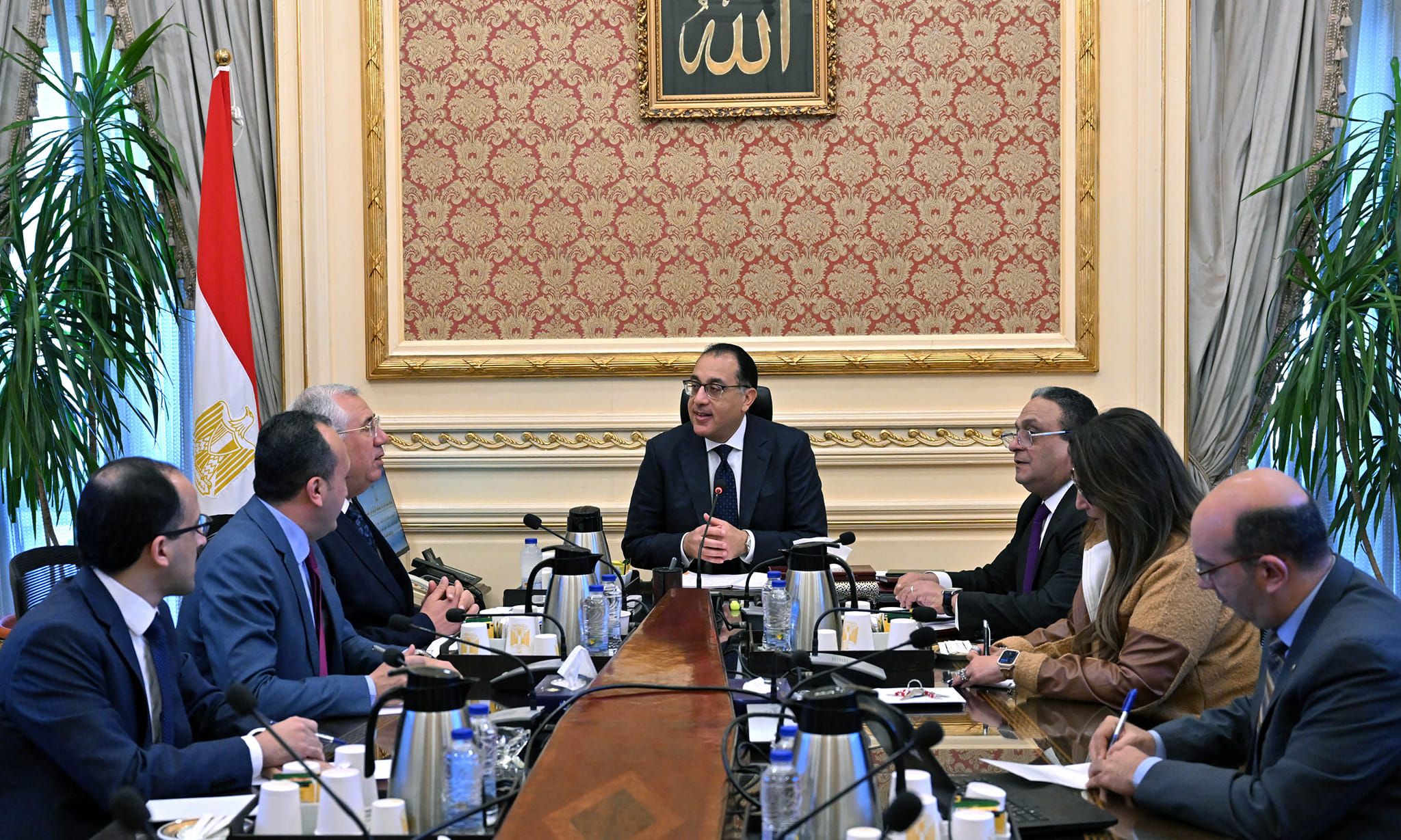 مدبولي يتابع مع وزير الزراعة عددا من ملفات عمل الوزارة