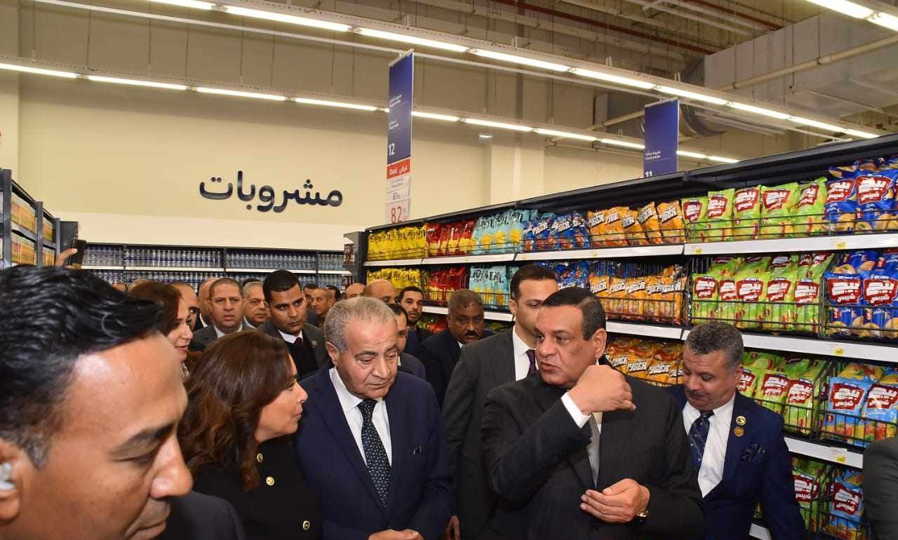 وزير التموين: تذليل أي عقبات تواجه المستثمرين خلال تنفيذ…
