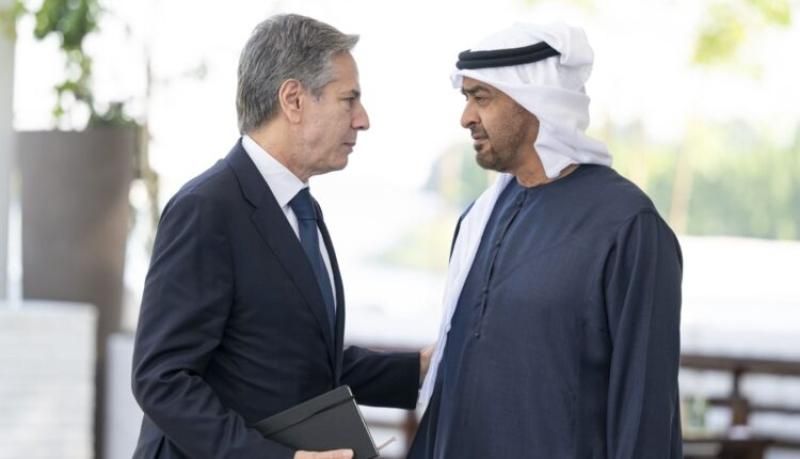 الشيخ محمد بن زايد يبحث مع بلينكن التداعيات الخطيرة للأزمة في غزة...