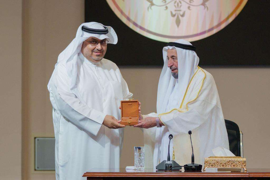 حاكم الشارقة يكرم الشعراء الفائزين بجائزة القوافي 2023