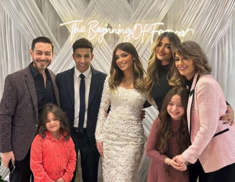 أول تعليق من والدة ليلى أحمد زاهر بعد خطبتها