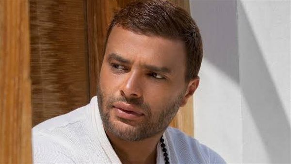 "بحكي عليكي" لـ "رامي صبري" تقارب الـ٧٠٠ الف